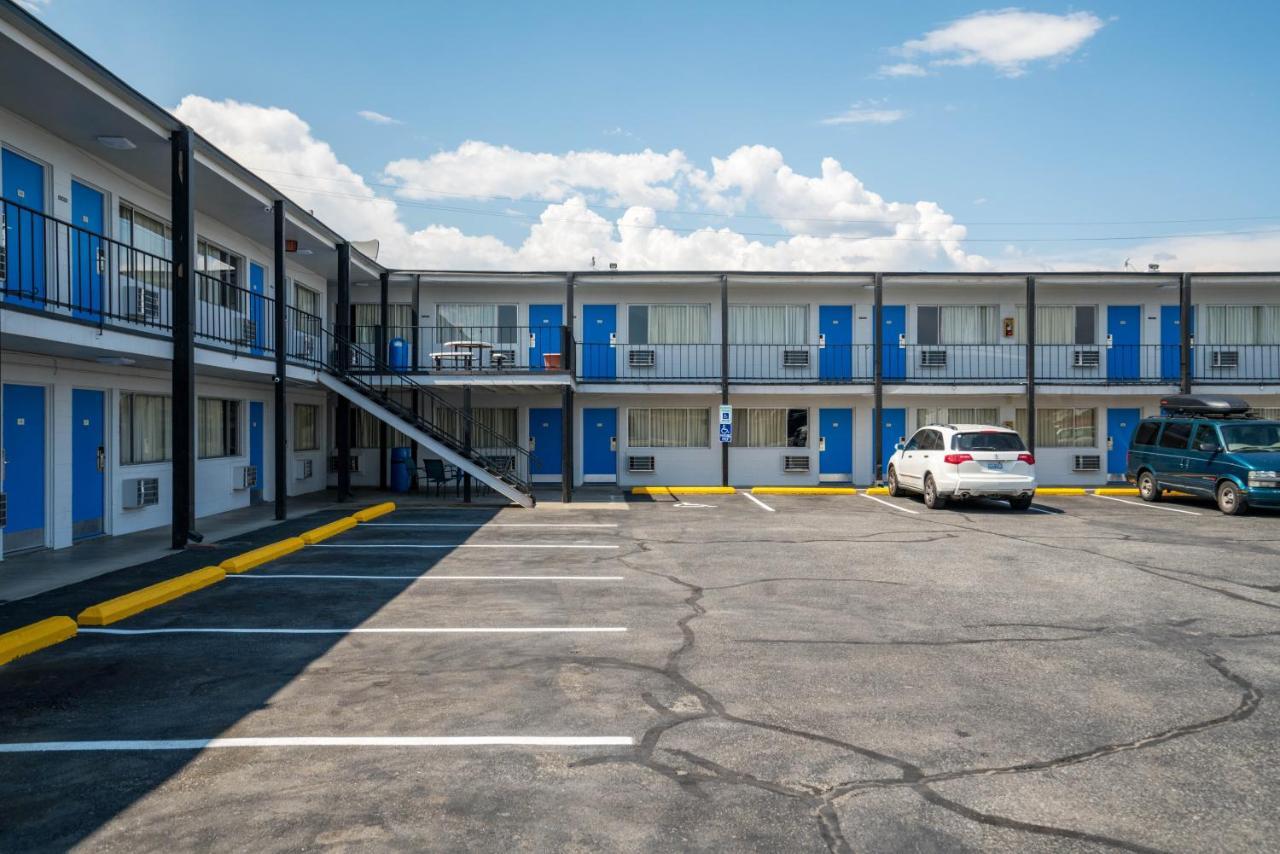 Holiday Lodge Wenatchee Dış mekan fotoğraf